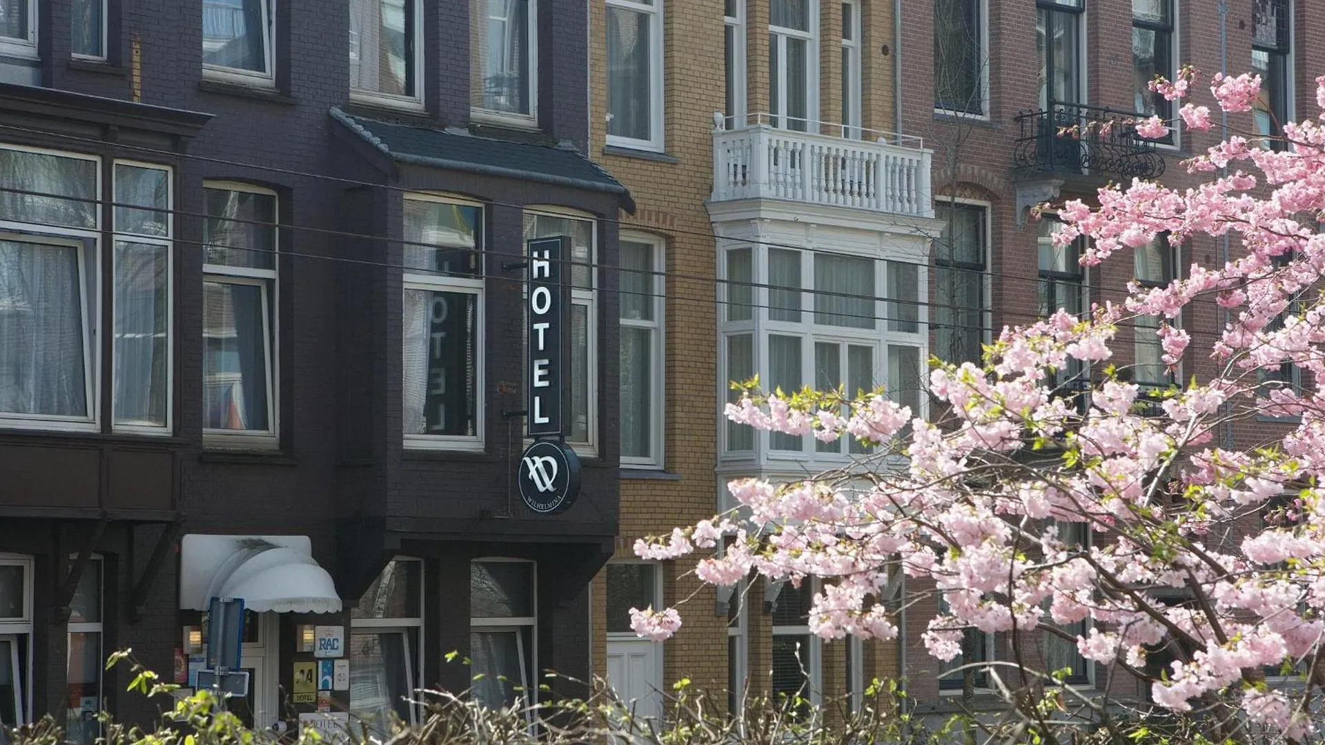Aadam Hotel Wilhelmina contacts