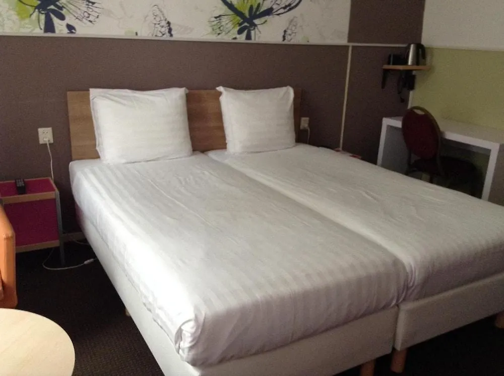 אמסטרדם Aadam Hotel Wilhelmina 3*,